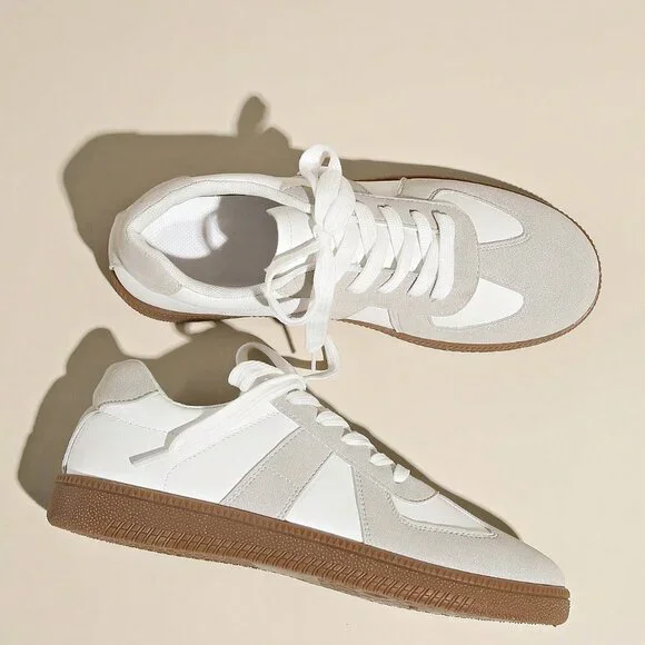 Women's Washable Round Toe Low Top Casual Sneakers - Picture 6 of 6